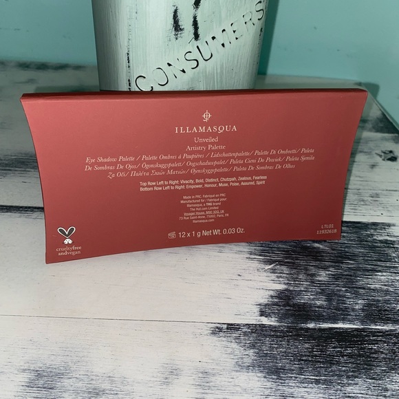 Illamasqua Unveiled Artistry Eyeshadow Palette - Picture 3 of 6